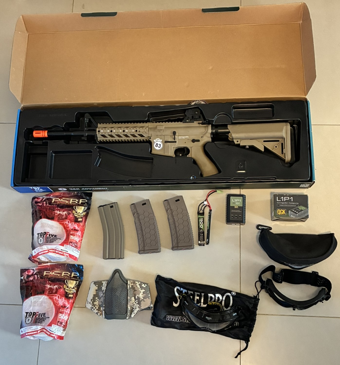 AEG CM16 RAIDER-L G&G COM CARREGADOR, BATERIA, MAGAZINES (3)