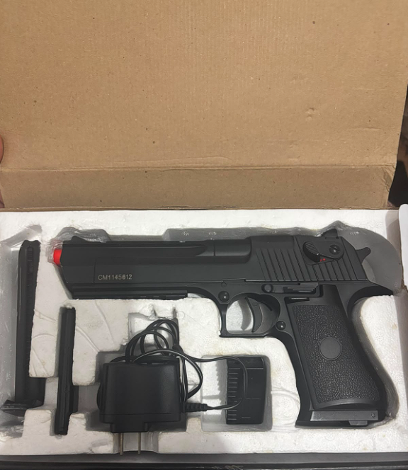 desert eagle elétrica.