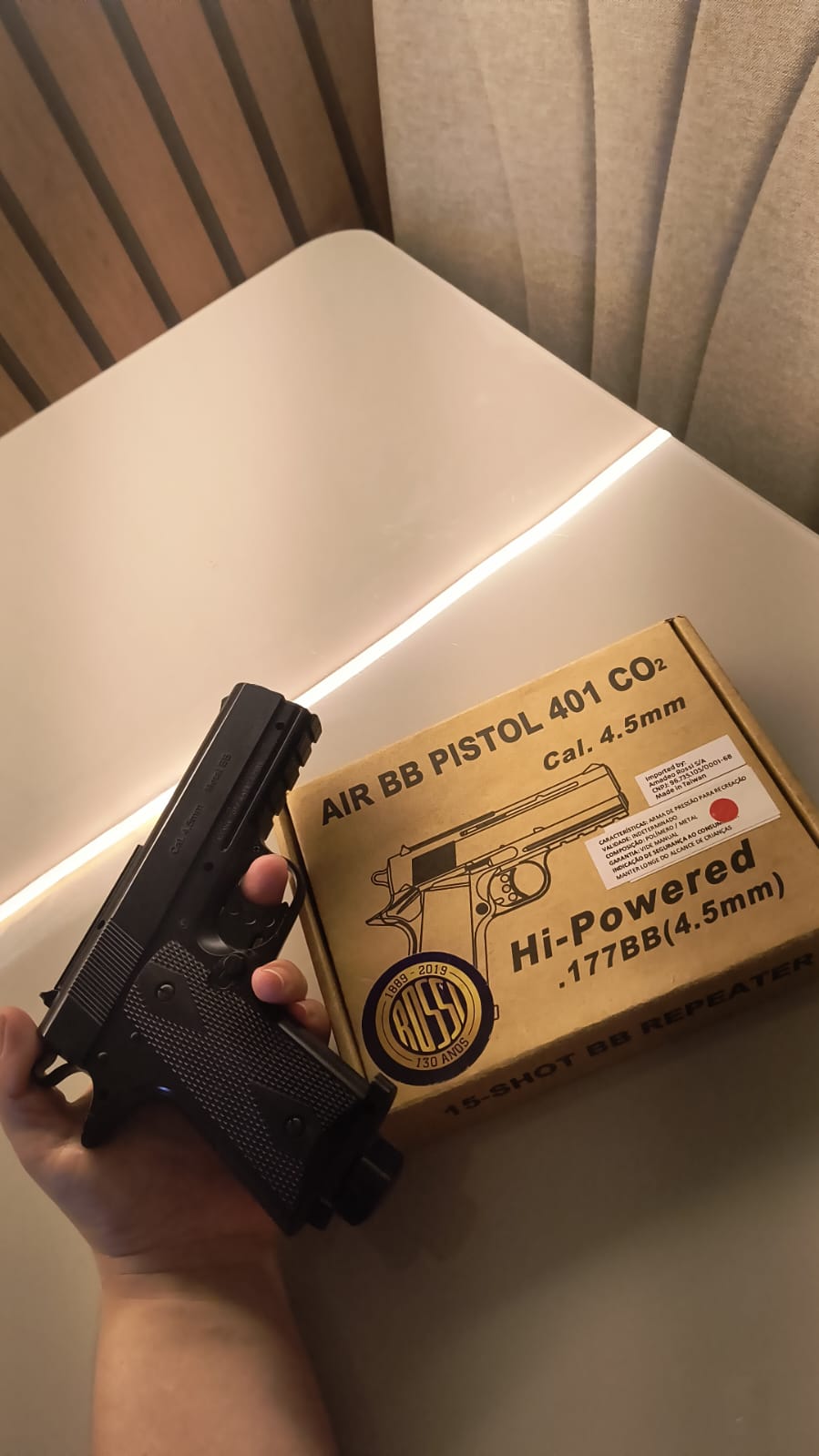 Rossi Air BB Pistol 401 CO₂ 4,5mm (.177) – Com Caixa